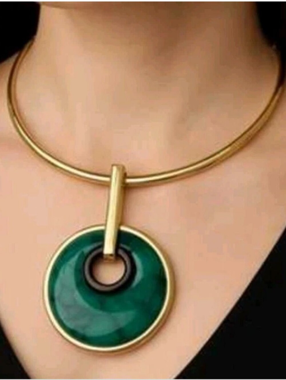 Chico's Torque Collar Necklace Pendant Shiny Gold Tone Green Marbled Resin Disc